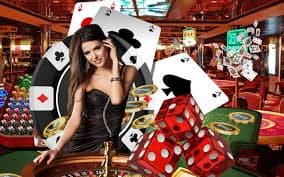 Live blackjack hand result showing player and dealer totals